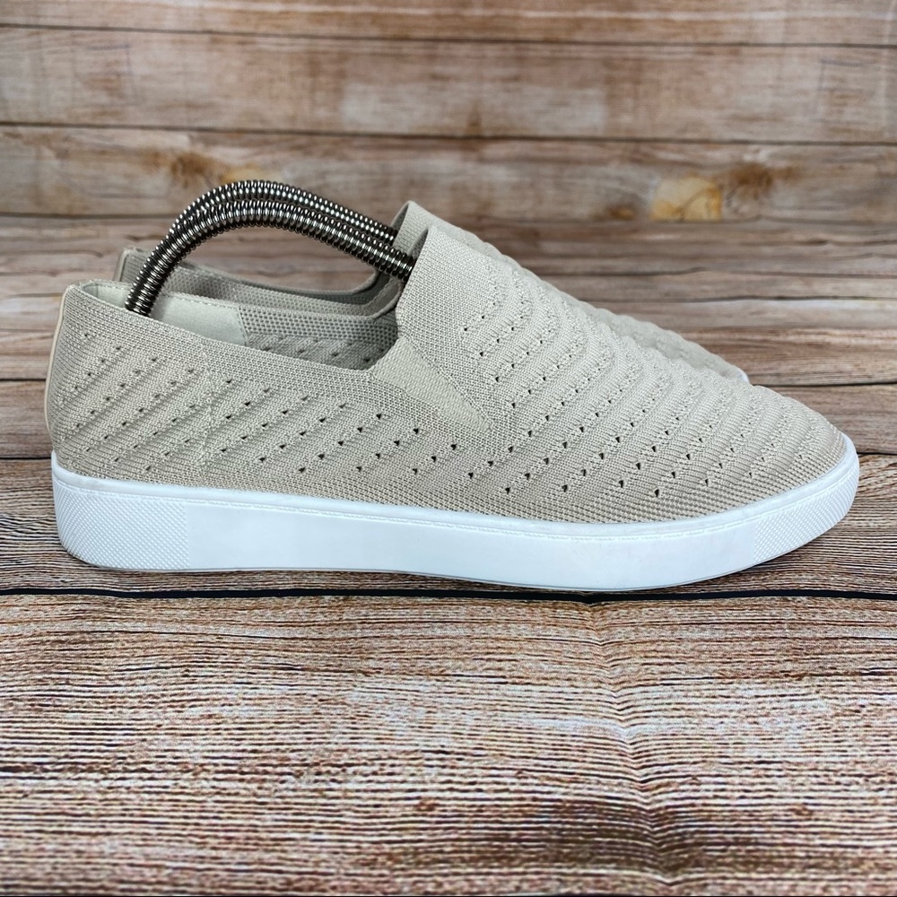 White Mountain Courageous Flats Women Size 9 Slip On Knit Flats - Worn Once